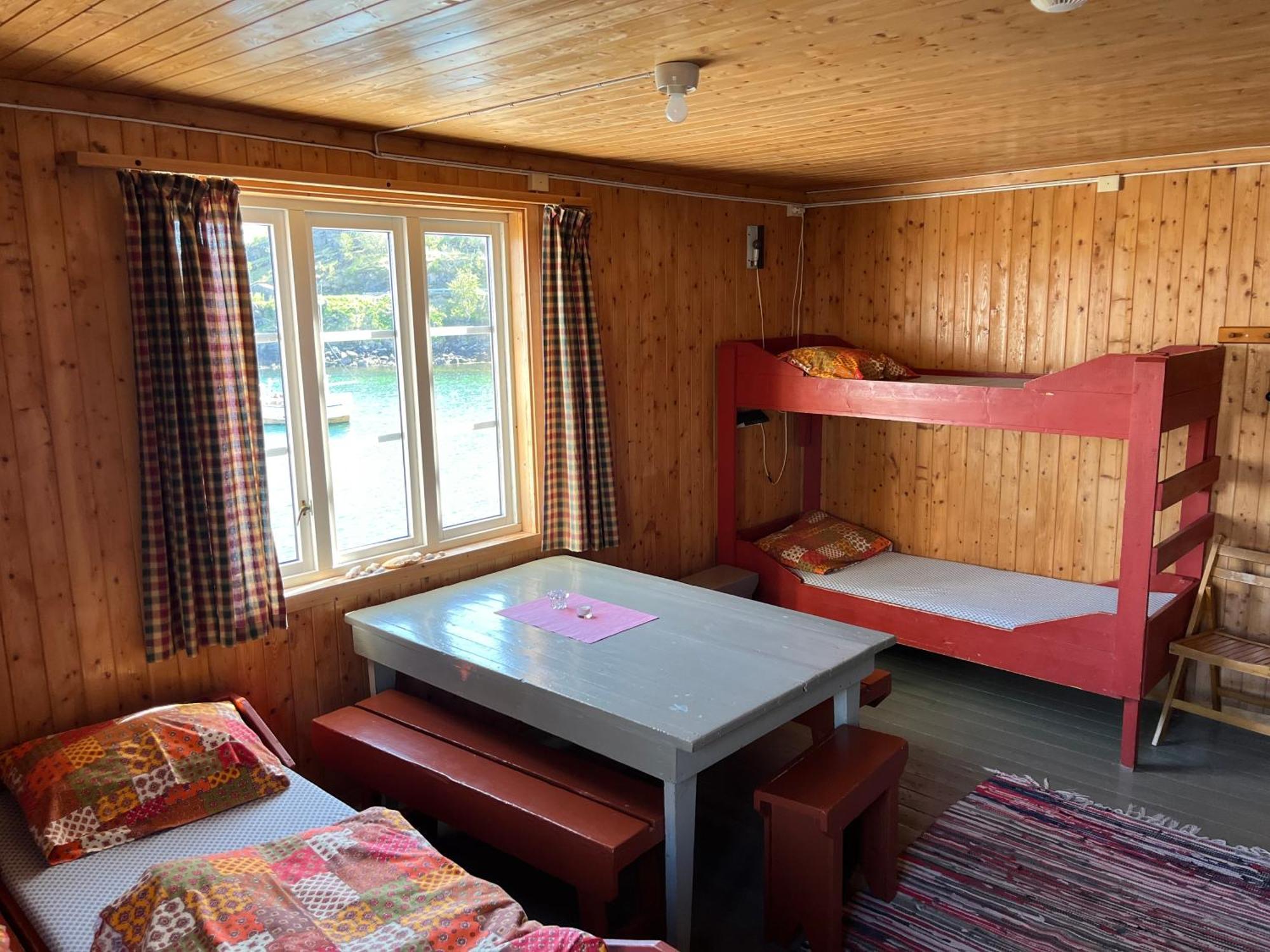 Hostal Stamsund Hostel *