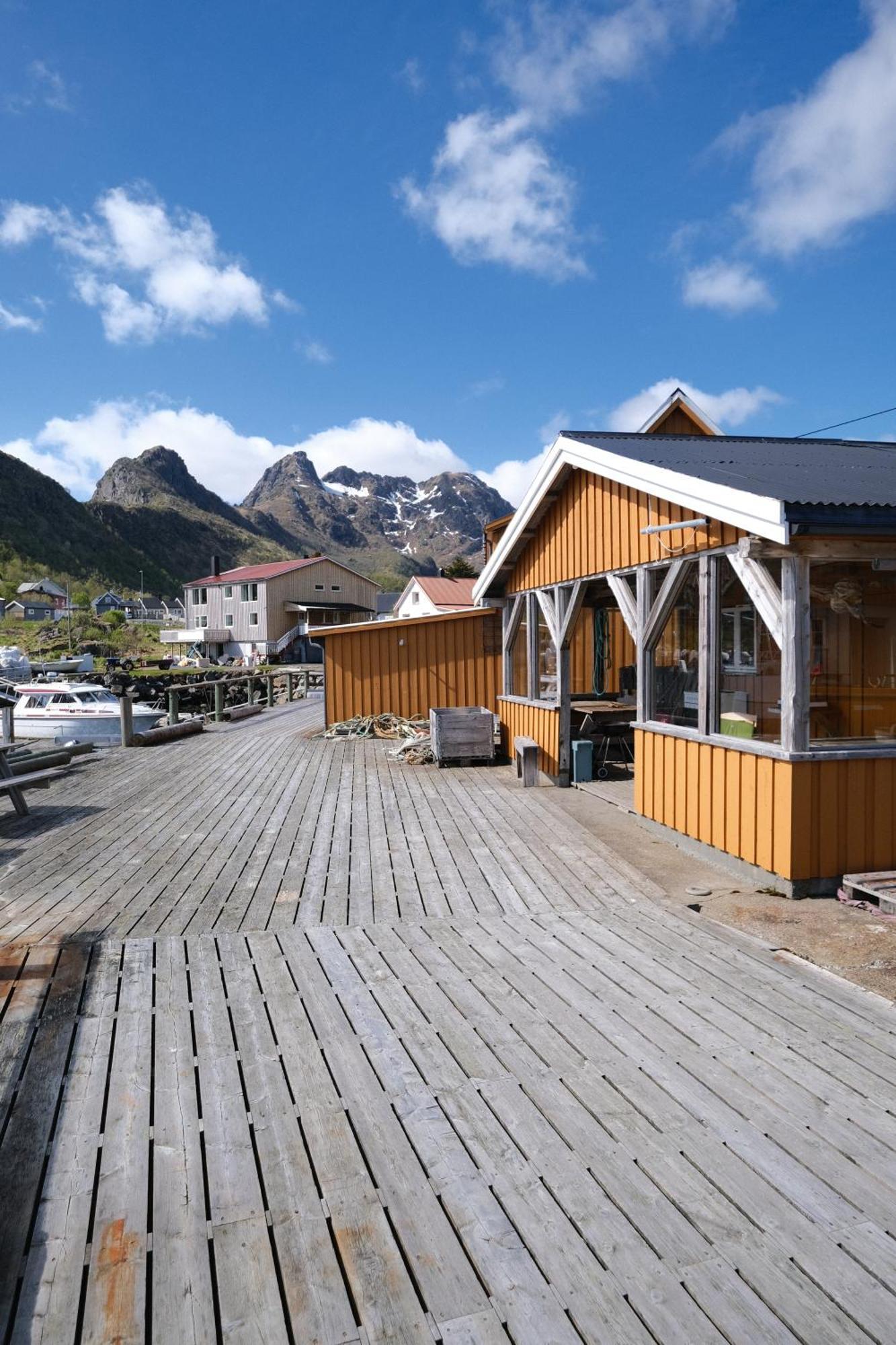 Stamsund Hostel *