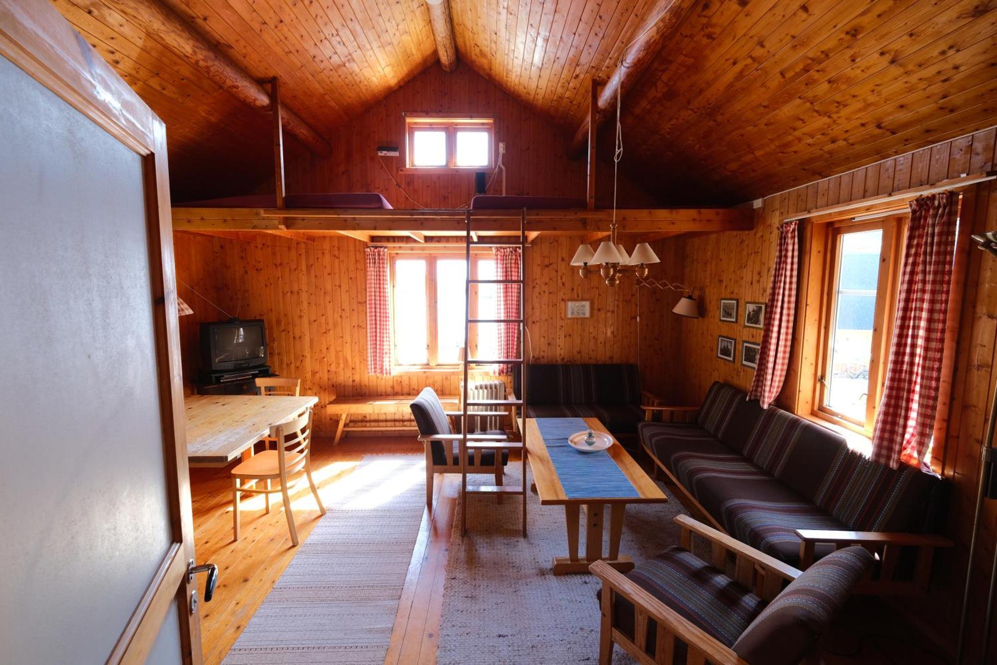 Stamsund Hostel Hostal *