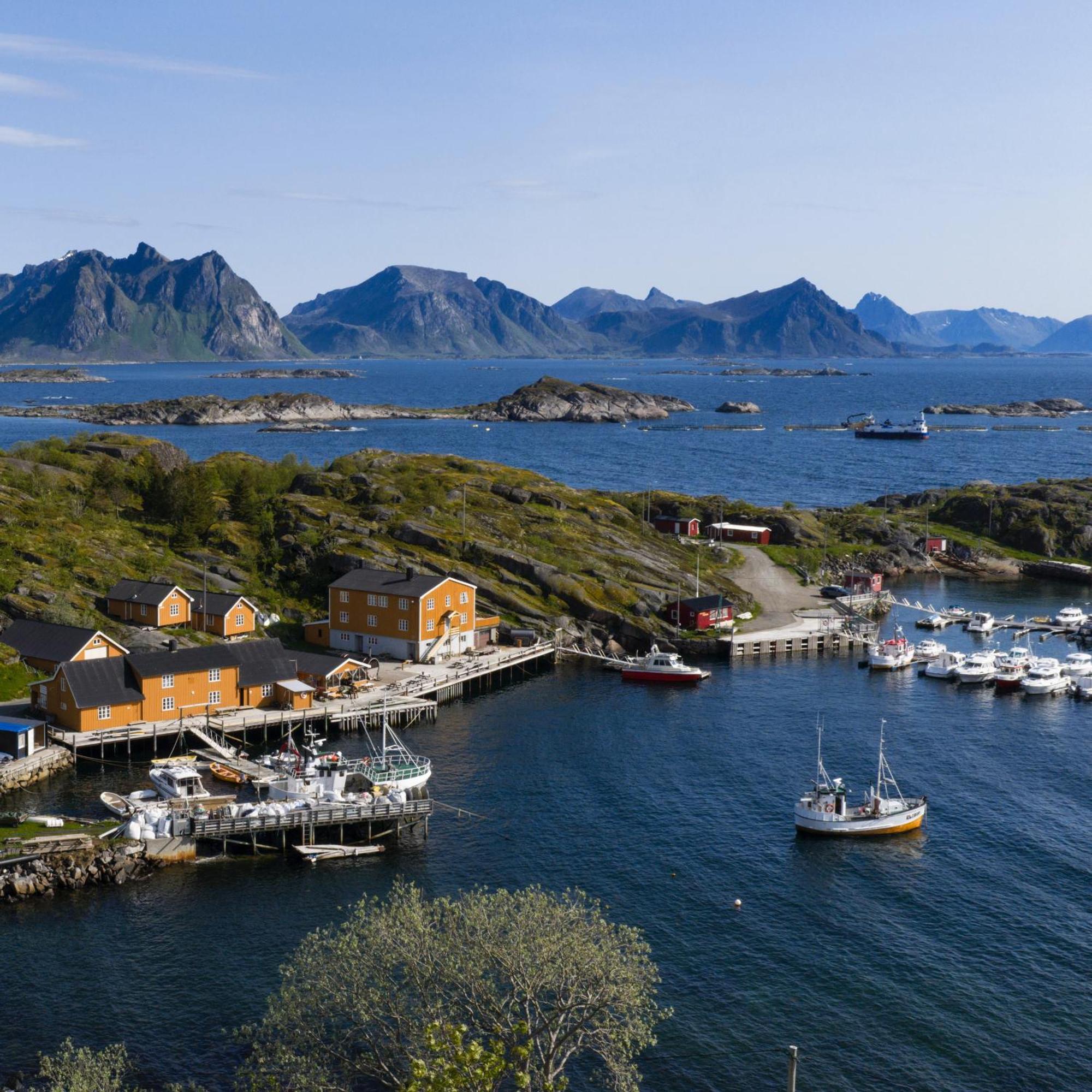 Vandrarhem Stamsund Hostel *